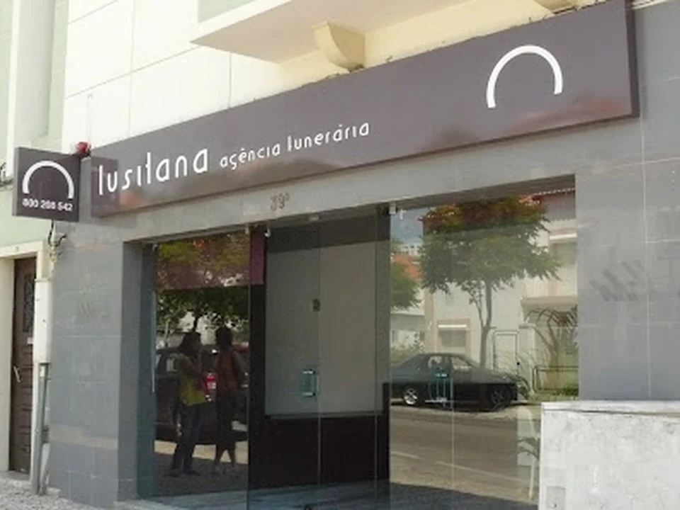 Agência Funerária Lusitana Almada
