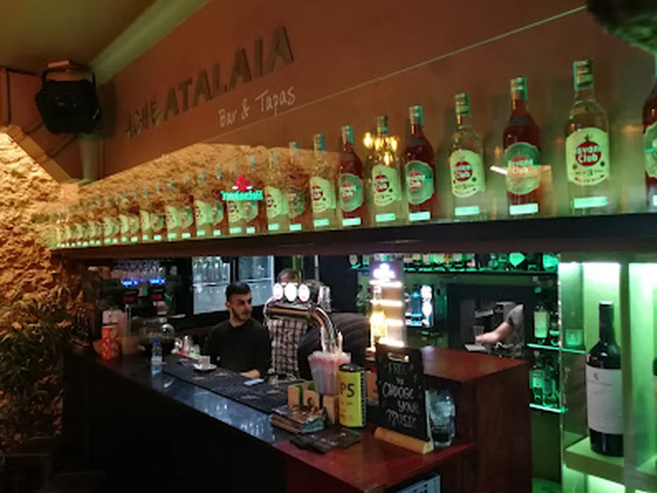 Bar Aché Cohiba