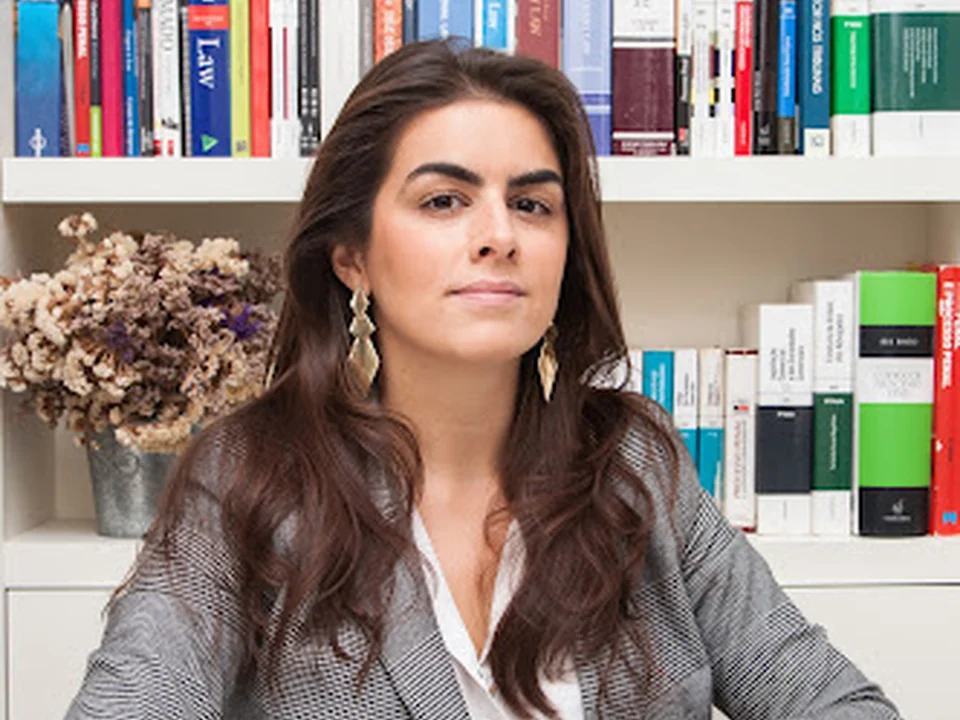 Benedita Bettencourt - ADVOGADOS