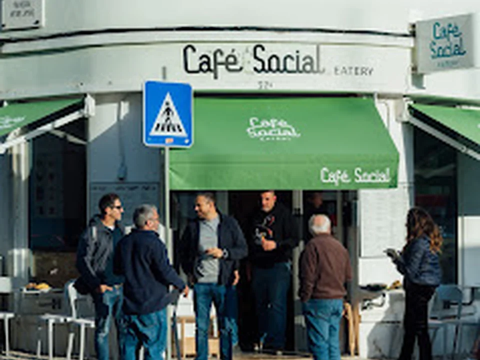 Café Social Eatery