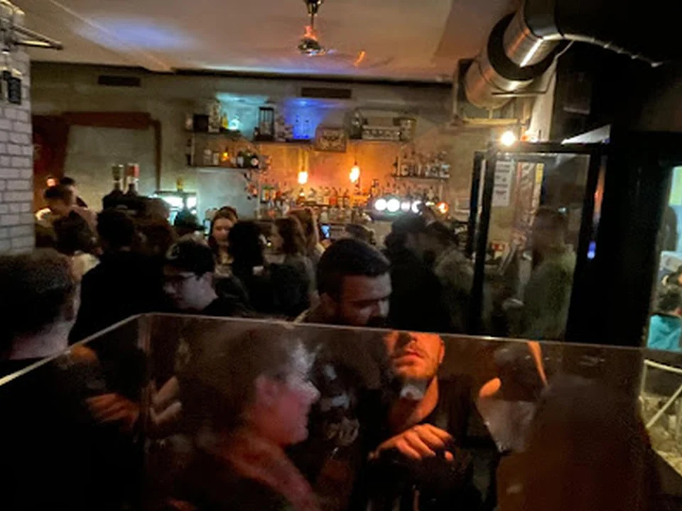 Eclipse Rock Bar