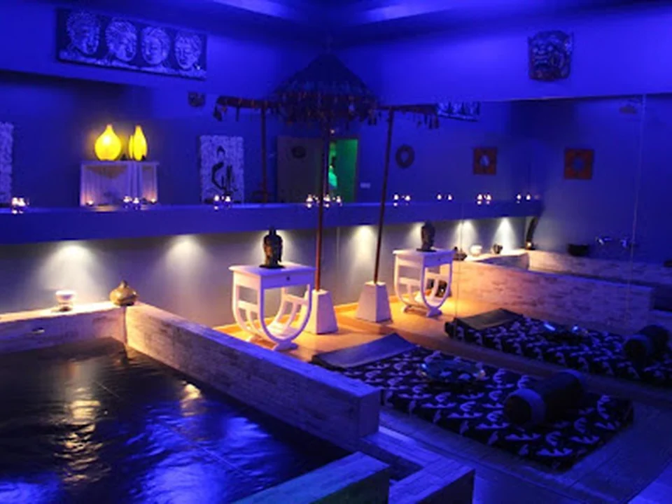FULL SPA - Massagem Tântrica e Nuru
