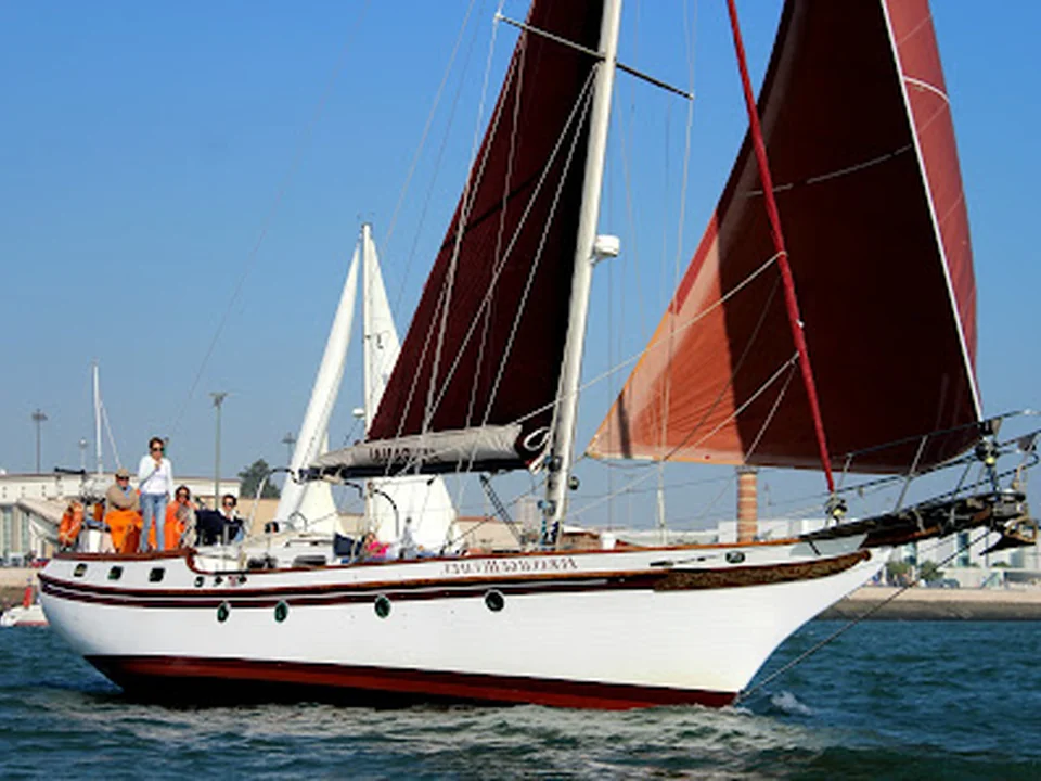 Furanai - Sailboat Tours