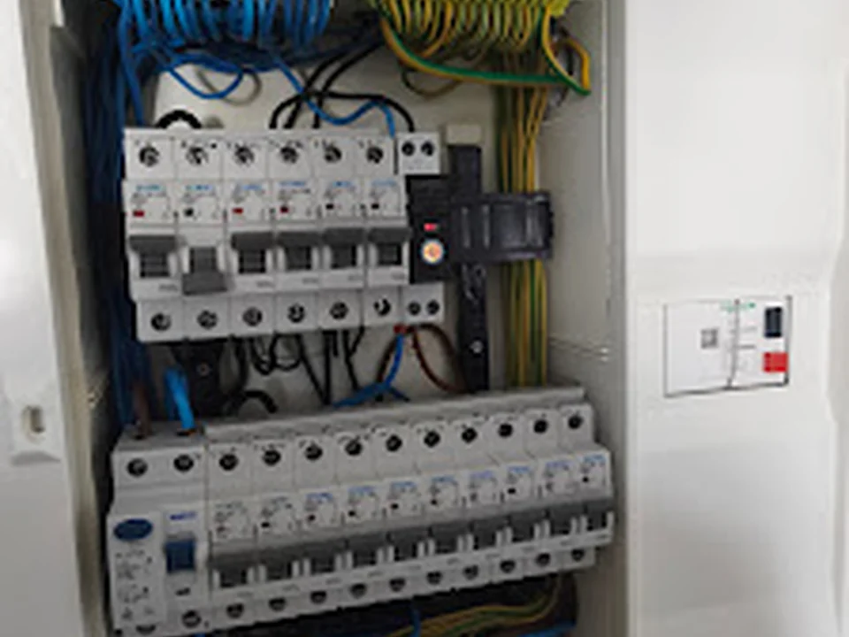 Grupo Elétrica Multiservices