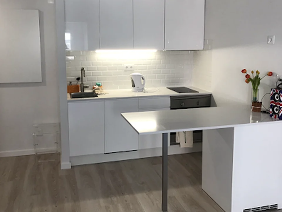 Multijob - Remodelação e Decoração de Interiores, Lda