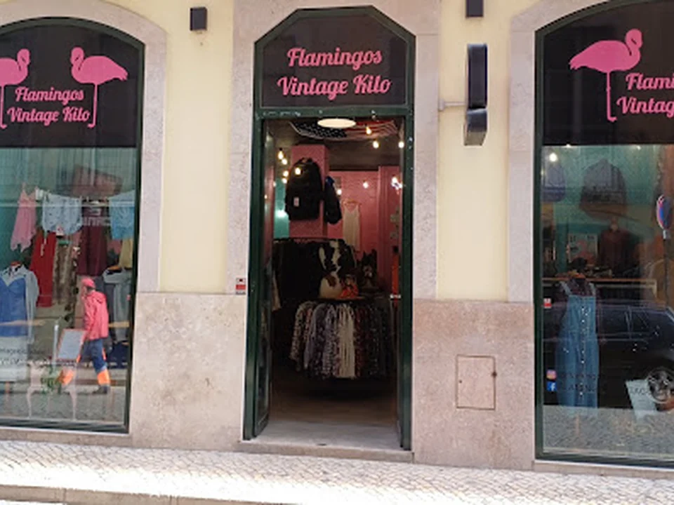 Paraphernalia Vintage Store