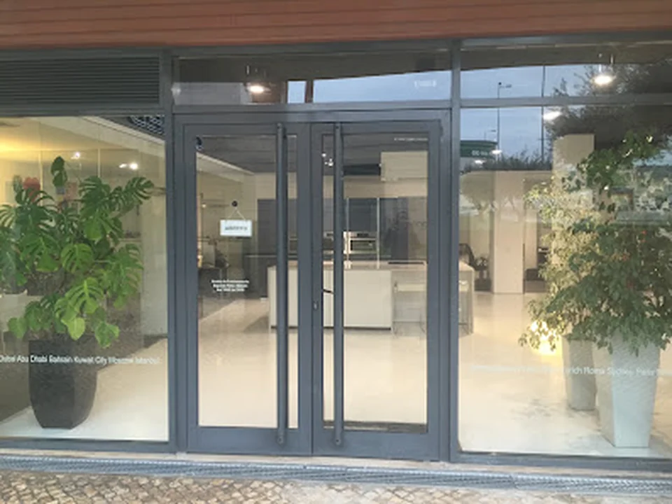 SCIC Portuguesa - Mobiliário, Lda.