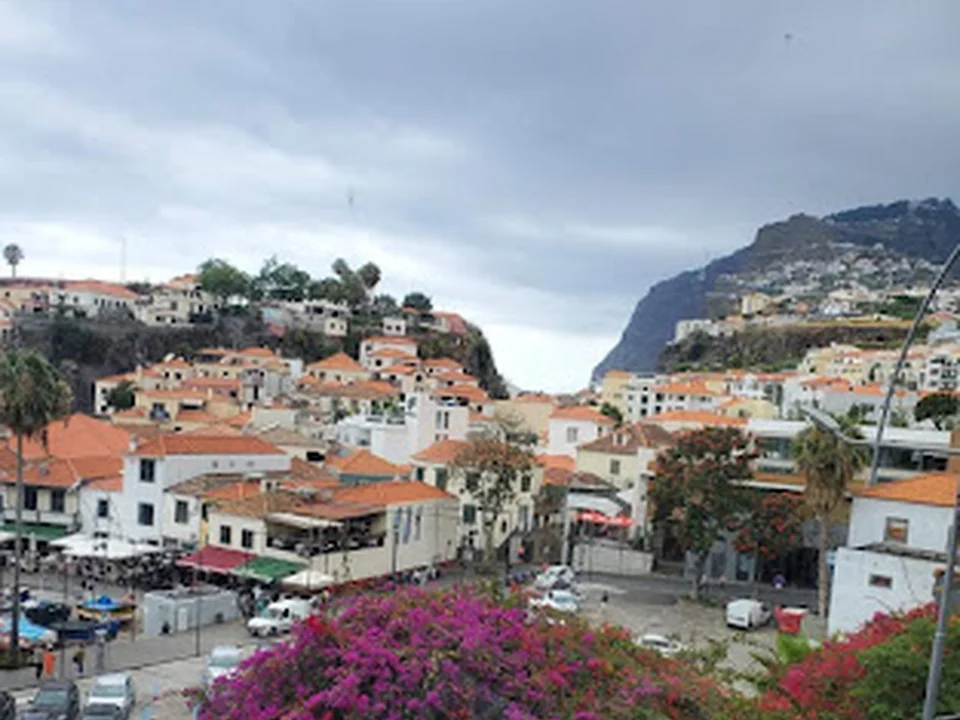 Viaja com Lisboa Santos