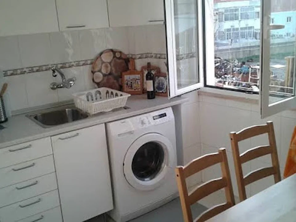 Foto de Viva confortável na zona mais bonita de Lisboa