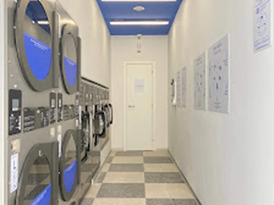 Lavadouro Arroios Self-Service Laundry, Lisboa