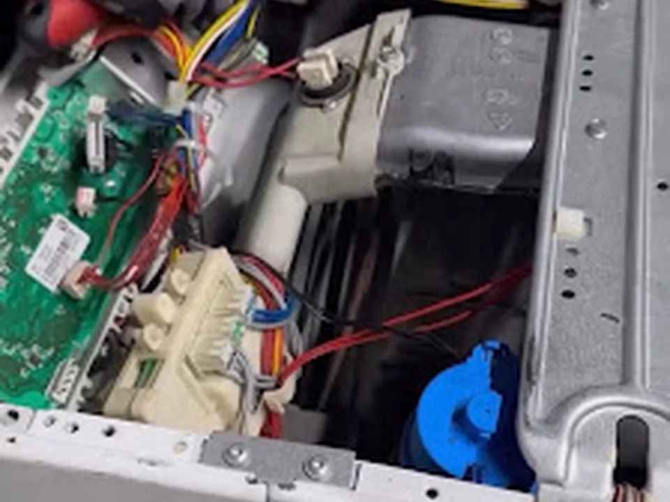 Dometronic Serviço de reparação e manutenção de equipamentos domésticos, Lisboa