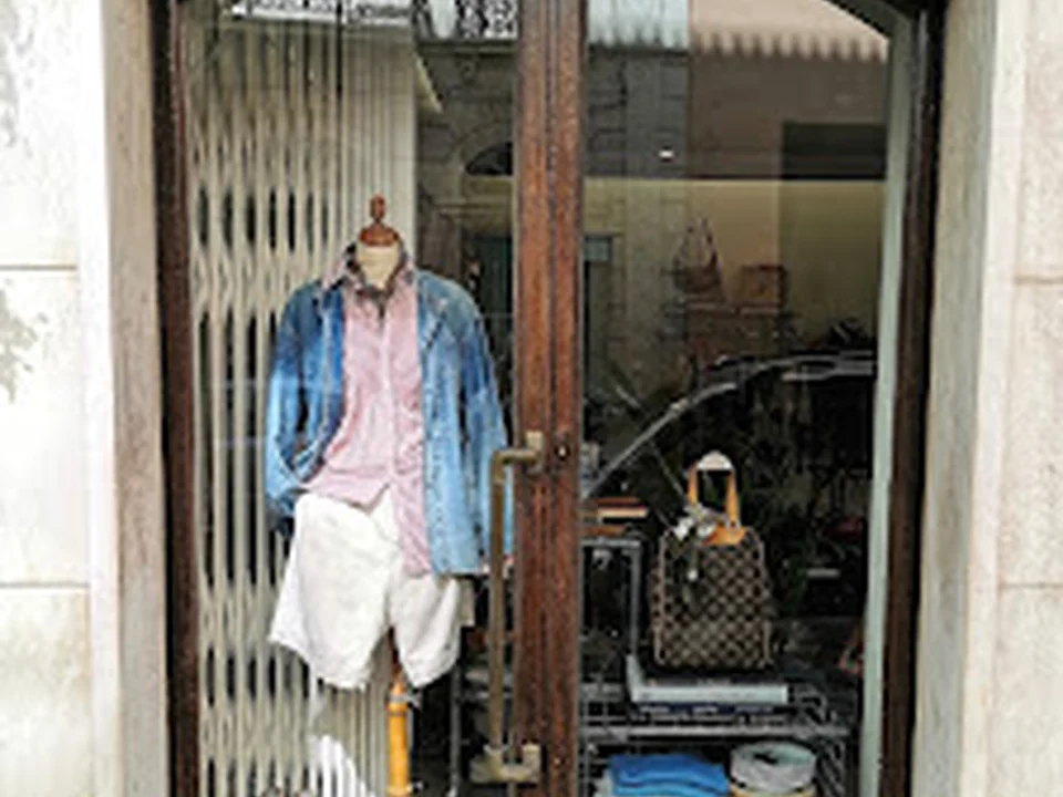 Trading Post São Bento Vintage Store, Lisboa