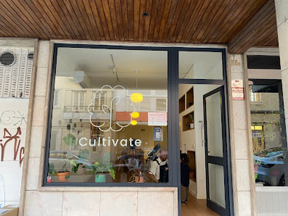 Cultivate - Japanese Brazilian Sushi Fusion & Cultural Space in Lisbon, Lisboa