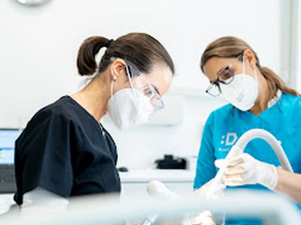 DIRECLIN Roma - Clínica Dentária, Lisboa