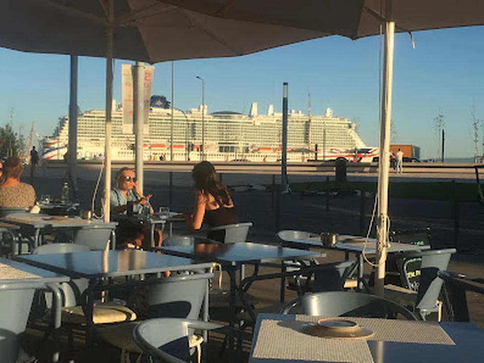 Menina Sardinha, Lisboa