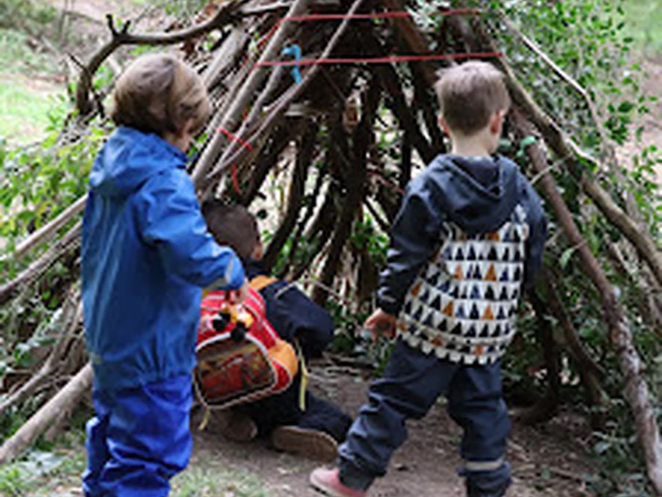 Escola Lá Fora Lisboa - Forest School