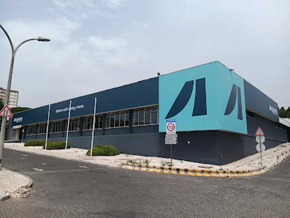 Ayvens Carnaxide Veículos Usados, Lisboa
