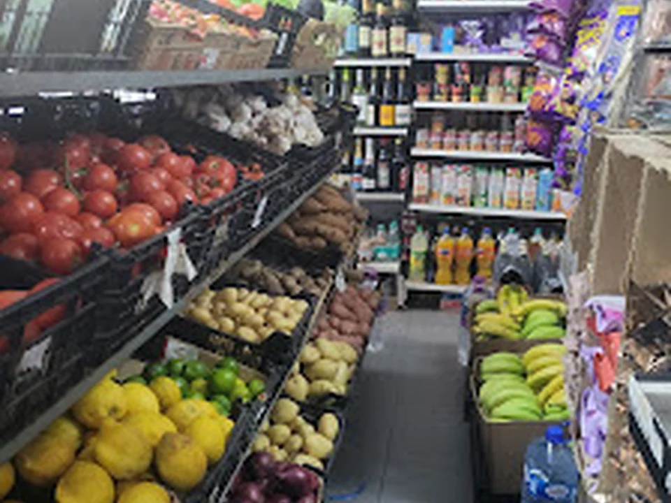 Late Night Shop, Lisboa