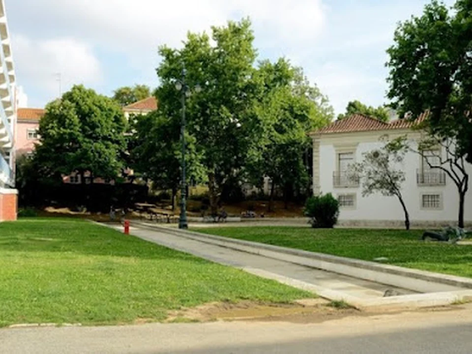 Biblioteca dos Coruchéus, Lisboa