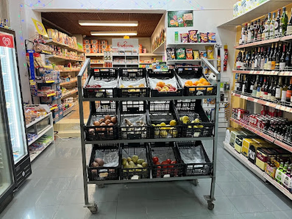 bishwakarma mini super shop, Lisboa