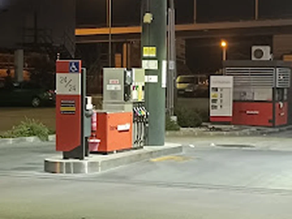 Posto de Combustível Intermarché, Lisboa