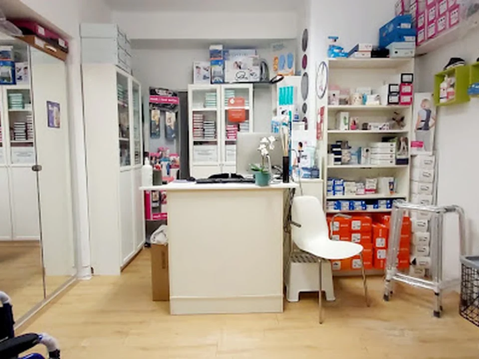 Super Ajudas - Loja Ortopédica - Hosp. Santa Maria, Lisboa