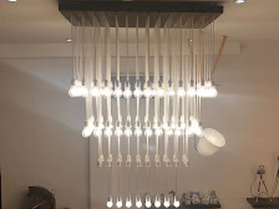 Queirolux - Iluminação e Material Eléctrico, Lisboa