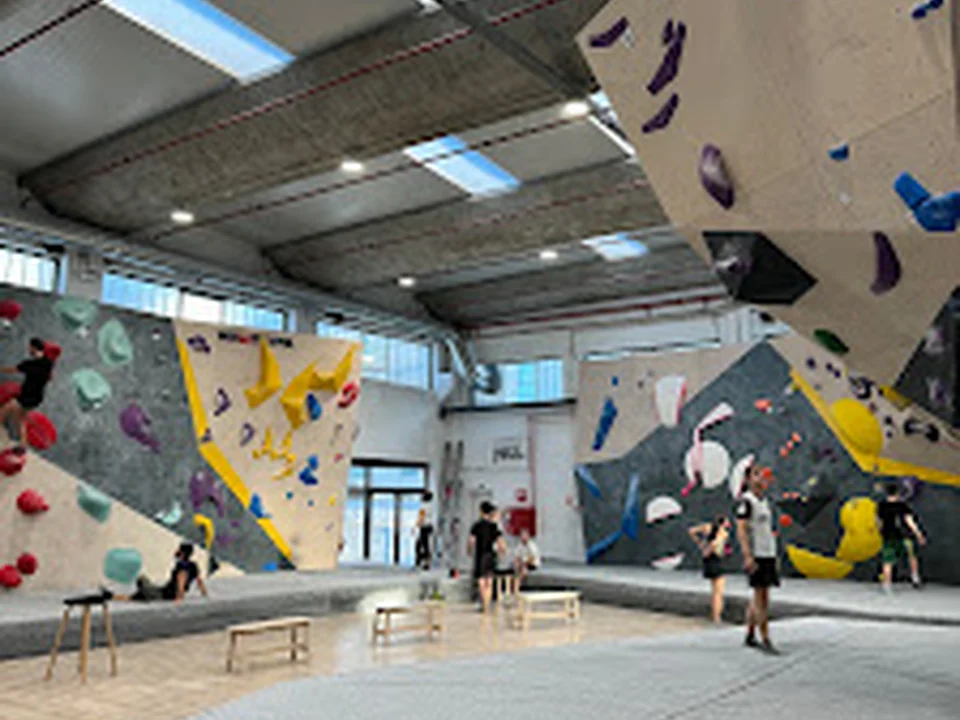 9.8 Gravity Climbing Lisbon, Lisboa