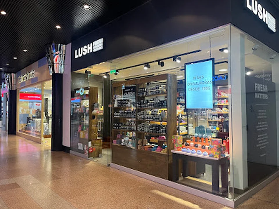Lush, Lisboa