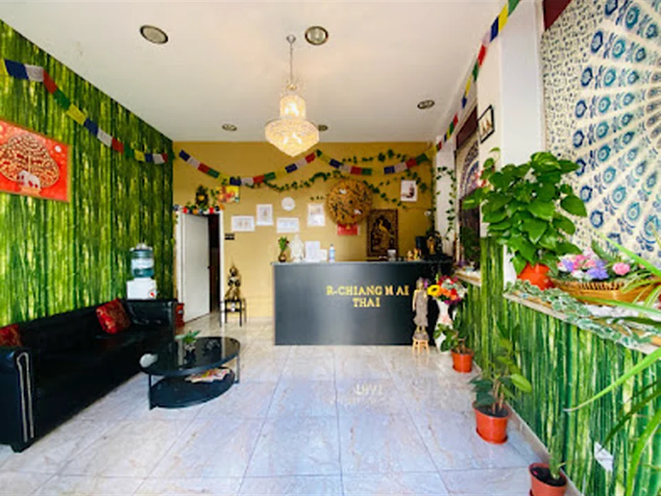 R-Chiang Mai Thai Massage Center, Lisboa