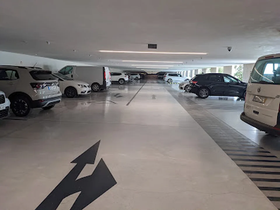 Estacionamento Campo das Cebolas - EMEL, Lisboa