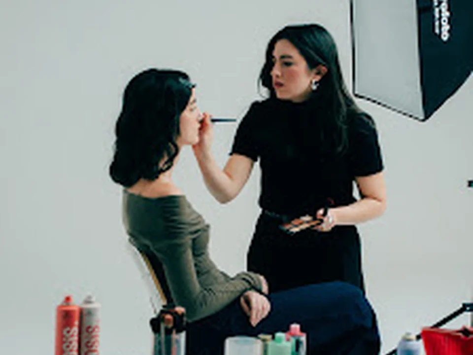 Catalina Jaramillo | Hair & Makeup Artist Lisbon | Maquilhadora Lisboa