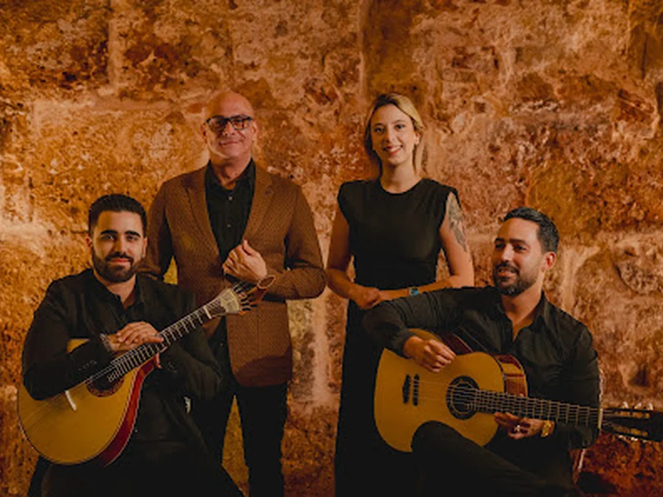 Fado e Fado Sé | Live Fado in Lisbon, Lisboa