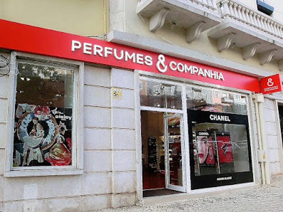 Perfumes & Companhia - Av. Guerra Junqueiro, Lisboa