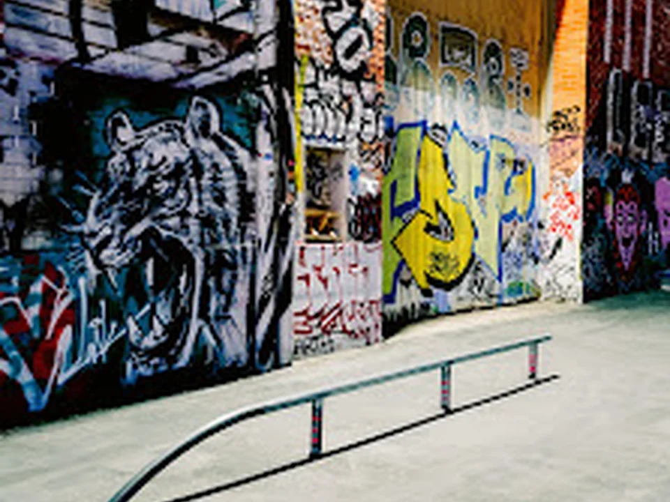 Angelina DIY, Lisboa