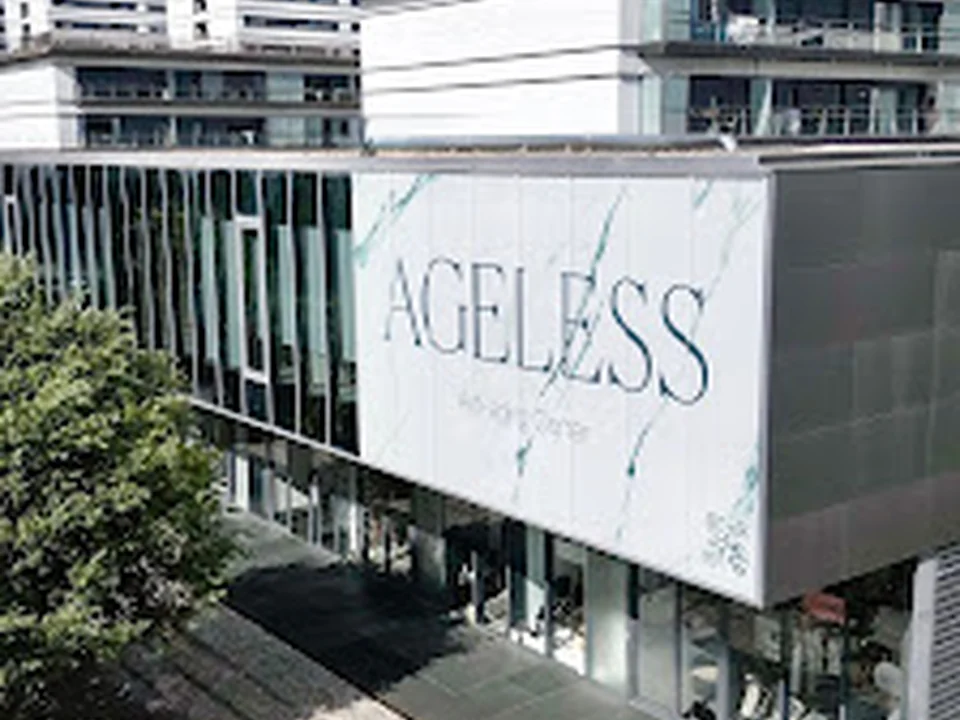 Ageless. Be Authentic. Be Real., Lisboa