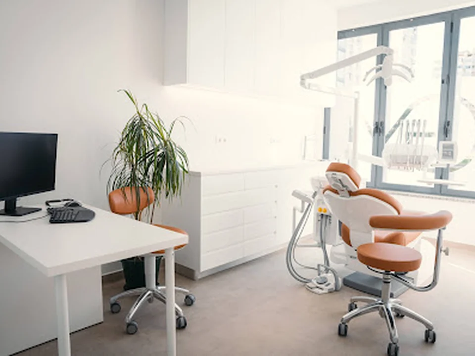 GM Dental Clinic Restelo, Lisboa