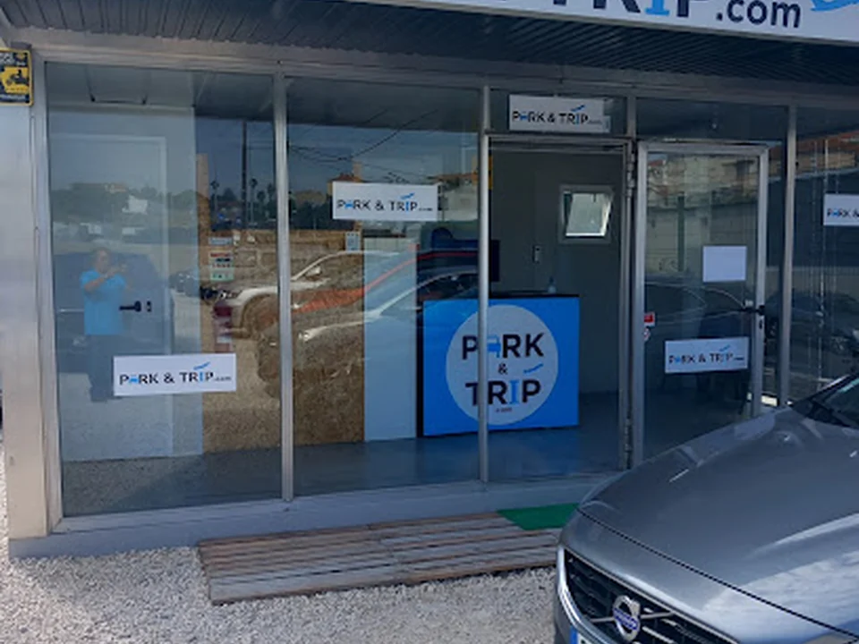 Park and Trip - Estacionamento Aéroporto Lisboa