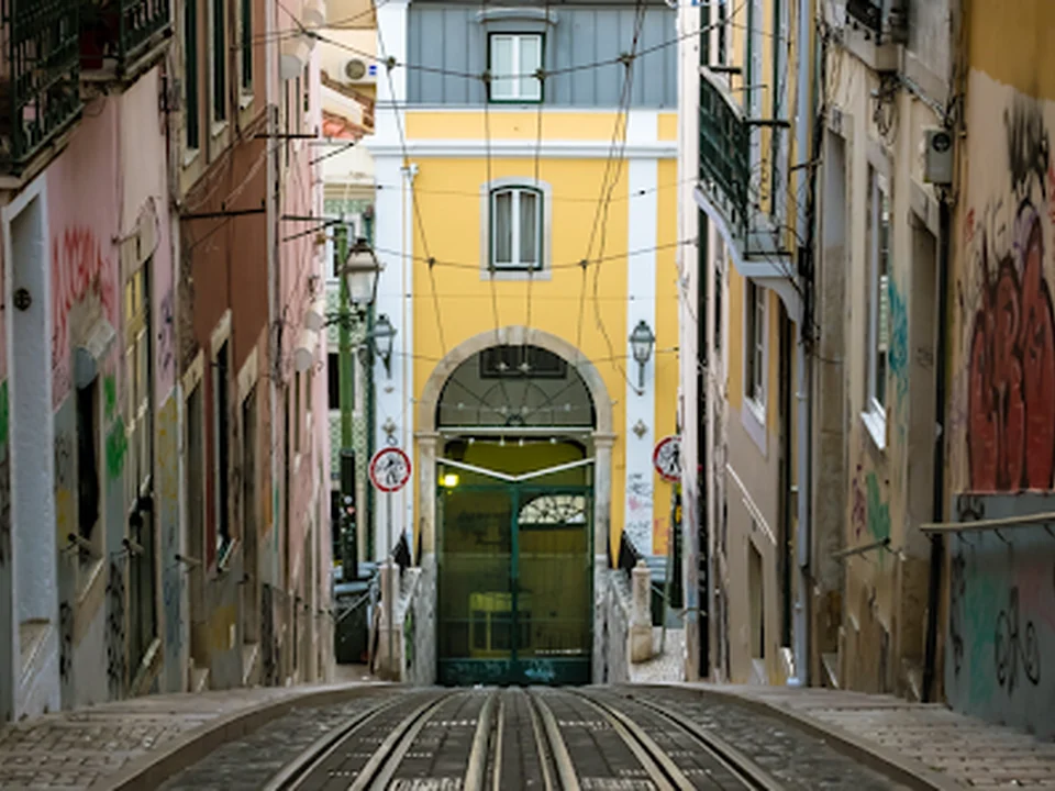 Skookum Films | Film and Video Production in Lisbon, Lisboa