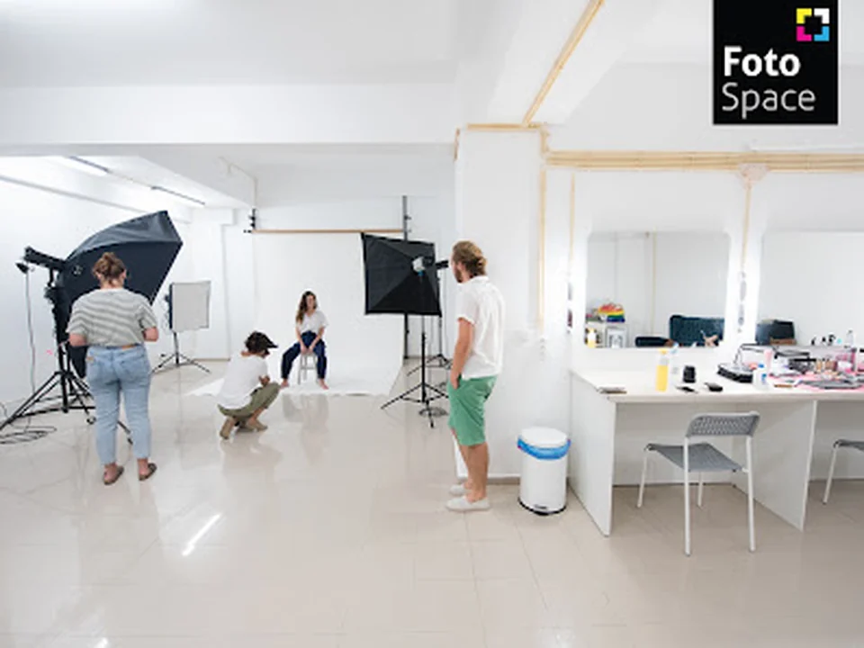 FOTO SPACE - Aluguer de Estúdio Fotográfico e Workshops, Lisboa