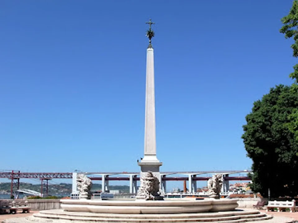 Miradouro do Largo das Necessidades, Lisboa