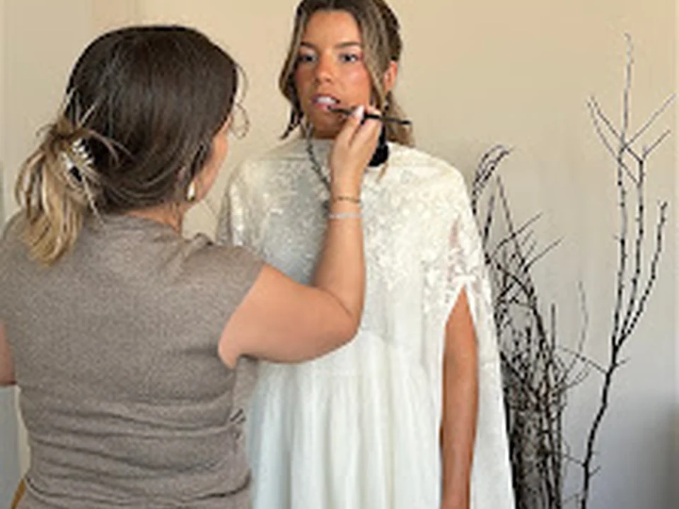 Sara Portugal - Maquilhadora & Hairstylist, Lisboa