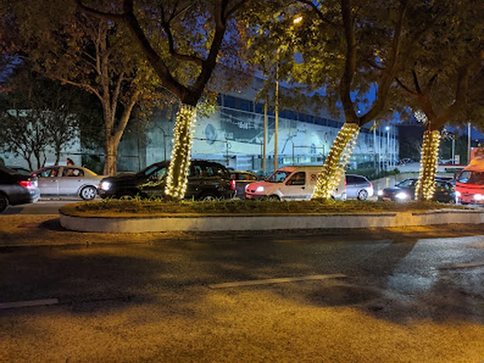 Linda-a-Velha, Lisboa